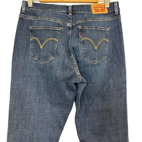 Levi’s Women's Classic Bootcut Mid-Rise 5 Pockets Jeans Size 10 - Picture 3 of 12
